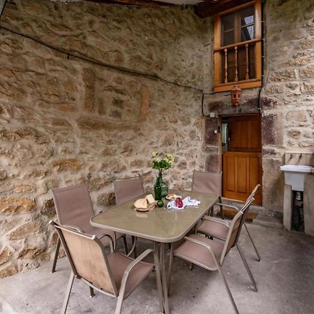 Casa Rural La Carrozal Senda Del Oso Orelleiru Dış mekan fotoğraf