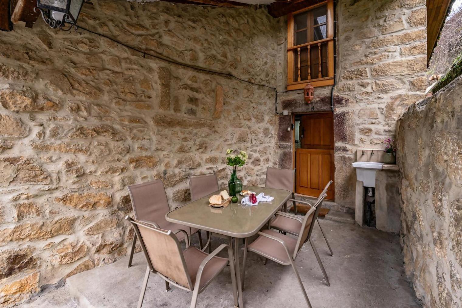 Casa Rural La Carrozal Senda Del Oso Orelleiru Dış mekan fotoğraf