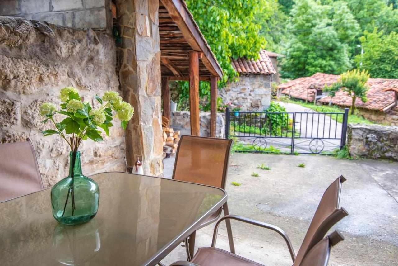 Casa Rural La Carrozal Senda Del Oso Orelleiru Dış mekan fotoğraf