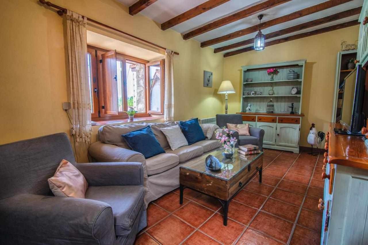 Casa Rural La Carrozal Senda Del Oso Orelleiru Dış mekan fotoğraf